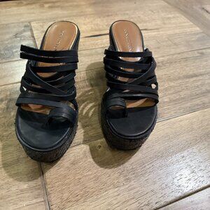 Donald Pliner ITHACA New